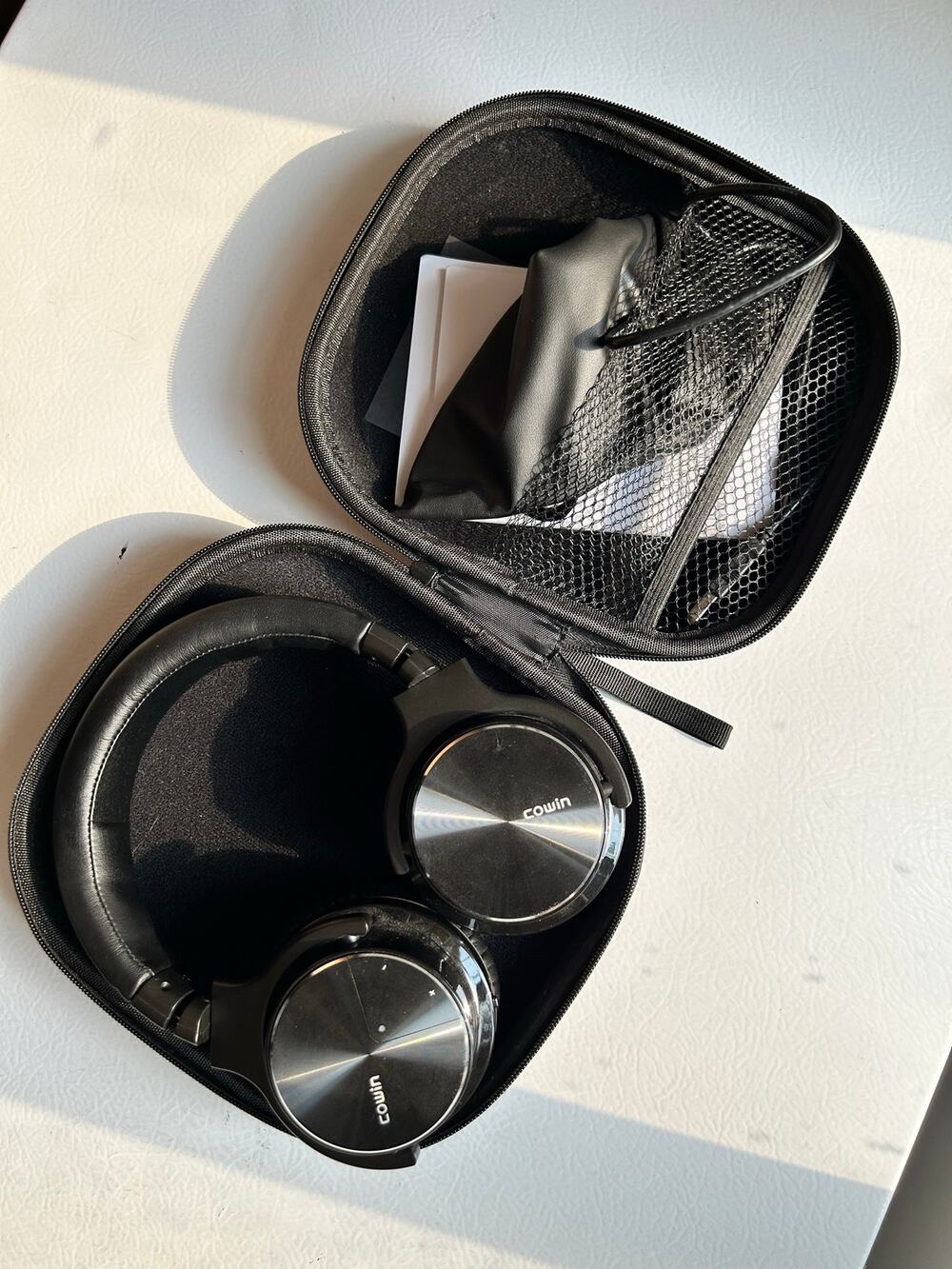 Cowin E7 PRO ANC Wireless Headphones in Excellent Condition